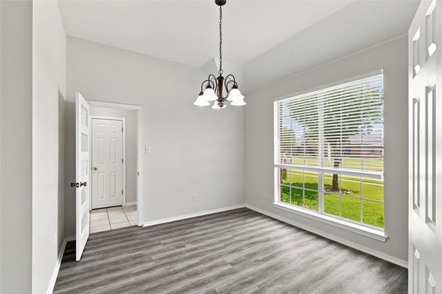 1033 Suffolk Lane, Cedar Hill, TX 75104