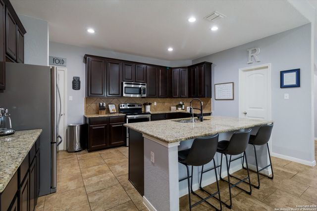 827 Highland Vista, New Braunfels, TX 78130