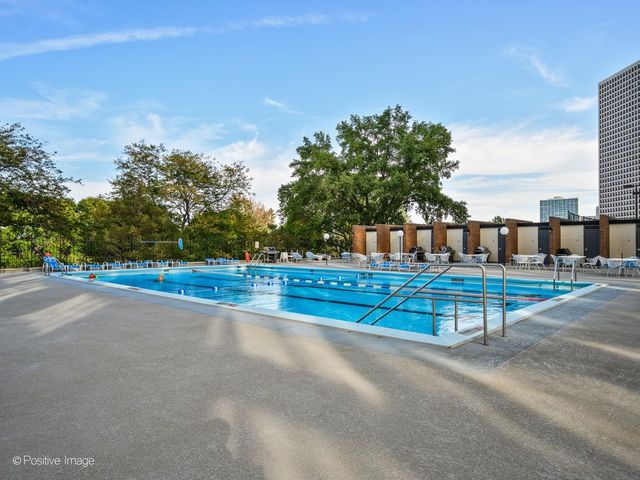 5455 N Sheridan Road 2907, Chicago, IL 60640