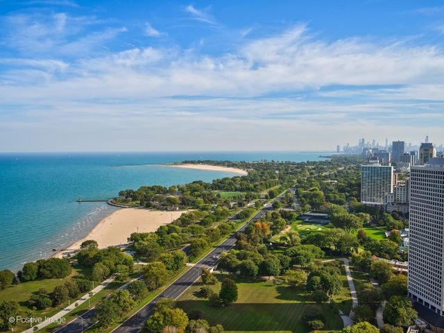 5455 N Sheridan Road 2907, Chicago, IL 60640