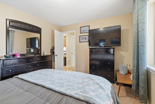 94 Camino Alto, Sandia Park, NM 87047