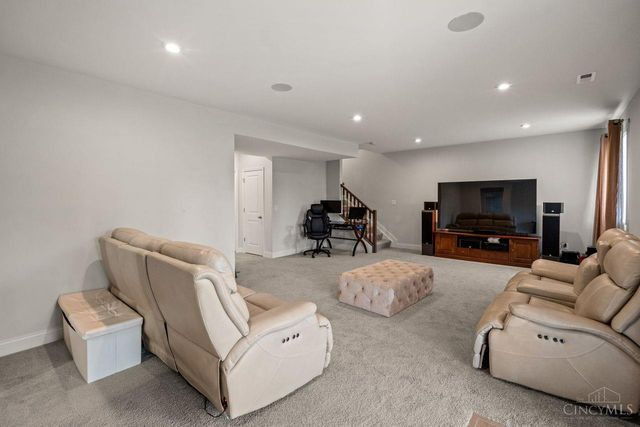4059 Highland Green Drive, Mason, OH 45040