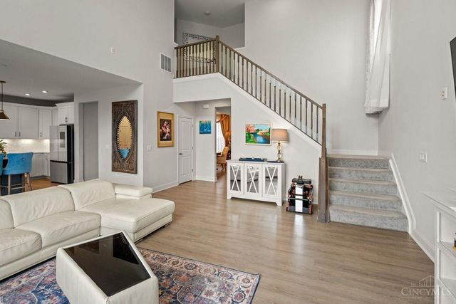4059 Highland Green Drive, Mason, OH 45040