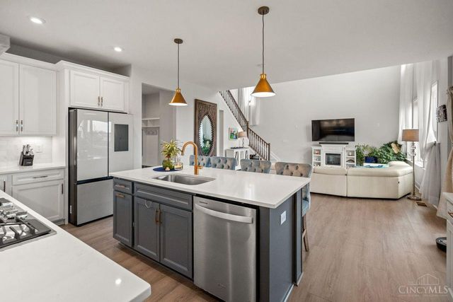 4059 Highland Green Drive, Mason, OH 45040