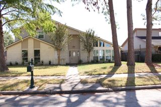 4922 Rainwater Drive, Pasadena, TX 77505
