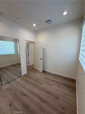 6549 Satsuma Avenue, North Hollywood, CA 91606