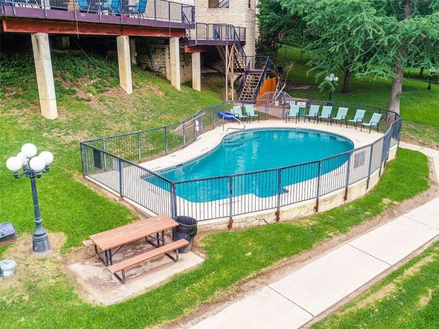 401 W Lincoln ST A208, New Braunfels, TX 78130