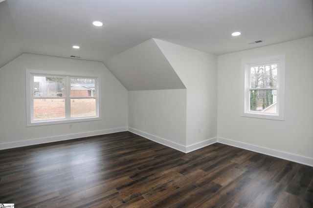 14 Ferncrest Drive, Greenville, SC 29605