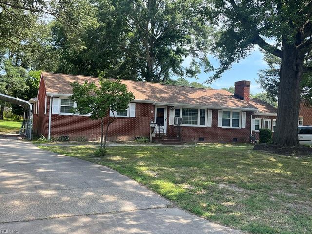 29 Lyliston LN, Newport News, VA 23601