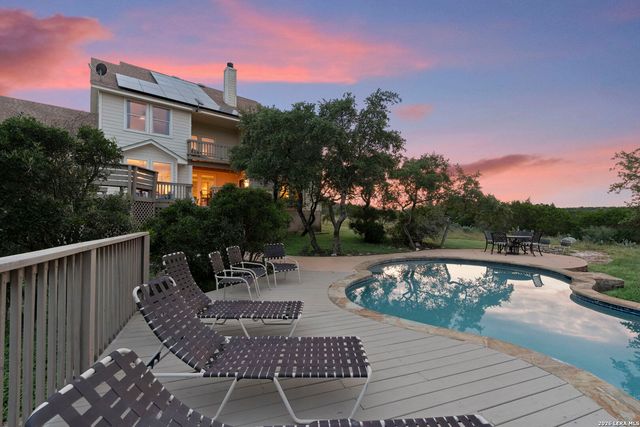 1040 County Road 2720, Mico, TX 78056