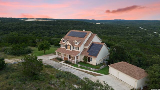 1040 County Road 2720, Mico, TX 78056