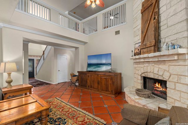 1040 County Road 2720, Mico, TX 78056