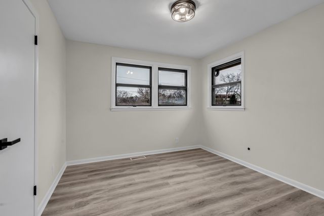 2704 McKeige Dr, Nashville, TN 37214