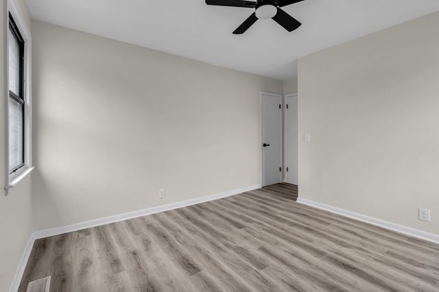 2704 McKeige Dr, Nashville, TN 37214