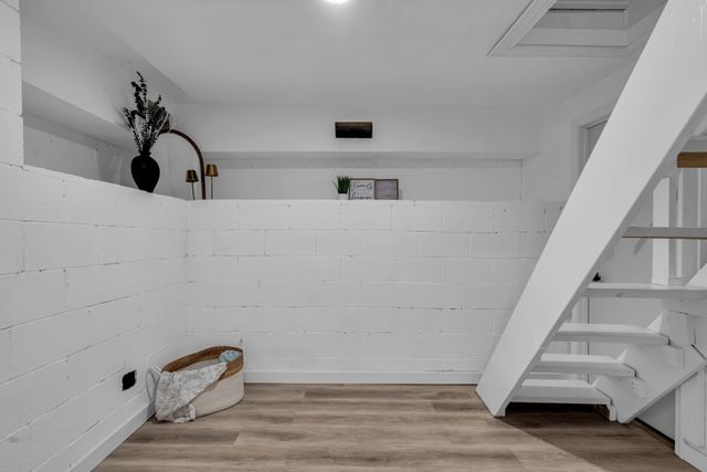 2704 McKeige Dr, Nashville, TN 37214