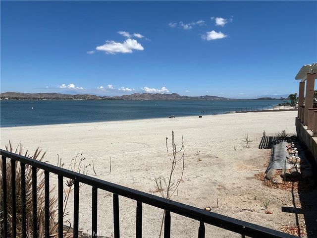 32865 Pepper Drive, Lake Elsinore, CA 92532