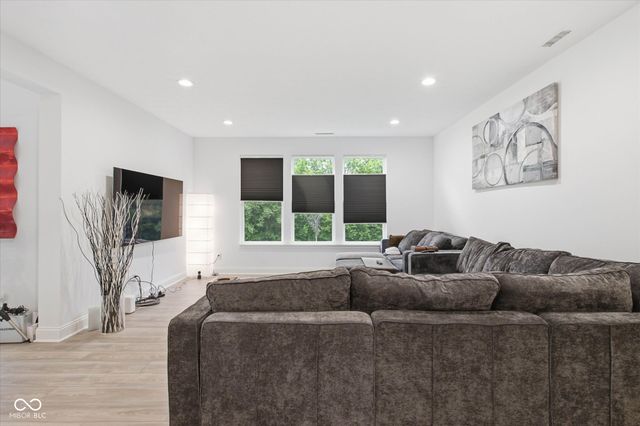 7350 Glen Park Way, Indianapolis, IN 46259