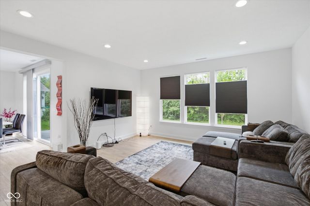 7350 Glen Park Way, Indianapolis, IN 46259