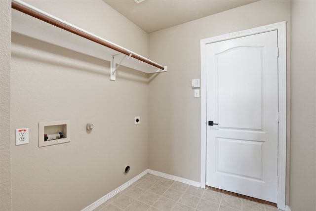 7229 Muirfield Drive, Cleburne, TX 76033