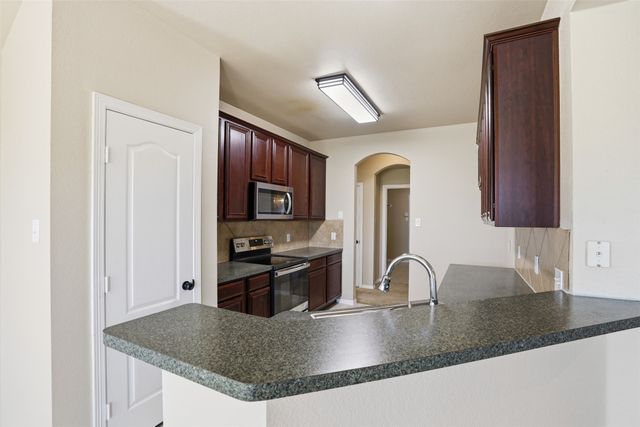 7229 Muirfield Drive, Cleburne, TX 76033