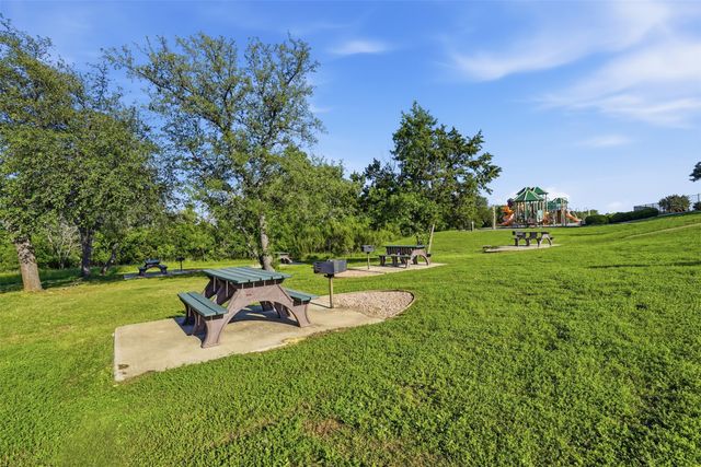 7229 Muirfield Drive, Cleburne, TX 76033