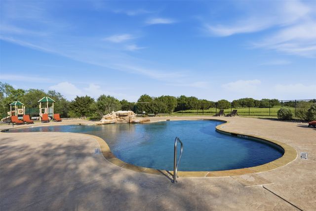 7229 Muirfield Drive, Cleburne, TX 76033