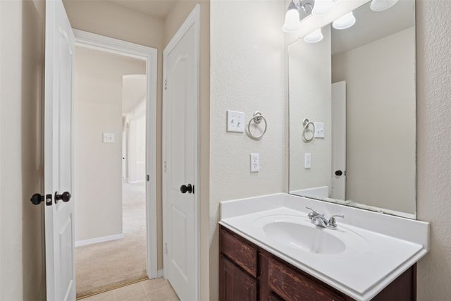 7229 Muirfield Drive, Cleburne, TX 76033