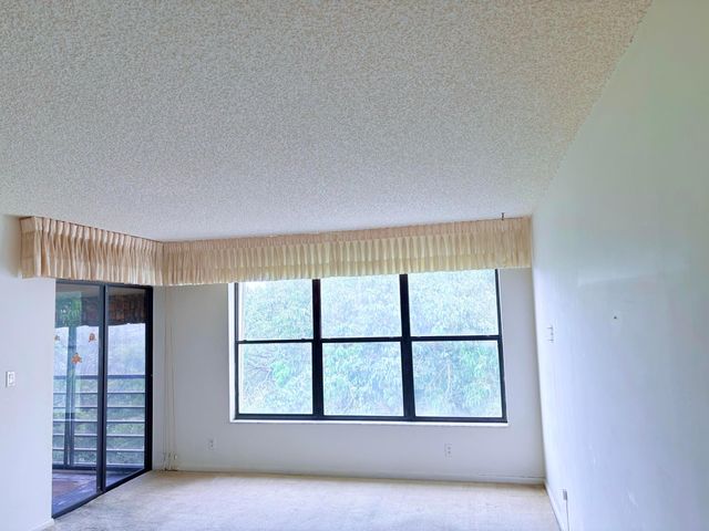 2314 S Cypress Bend Drive Unit 614, Pompano Beach, FL 33069