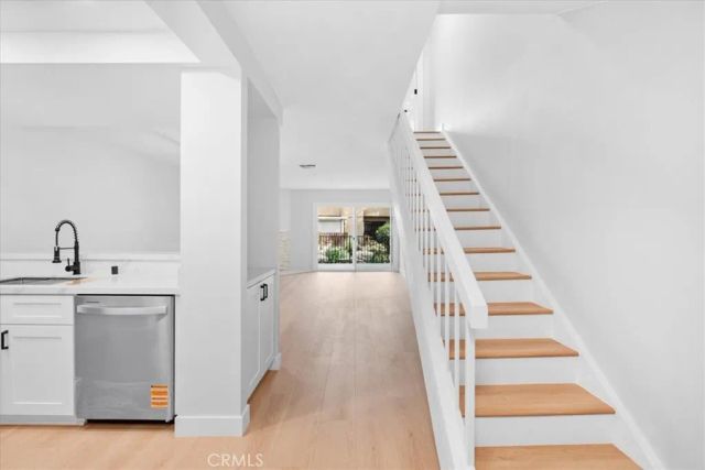 905 S Mountain, Ontario, CA 91762