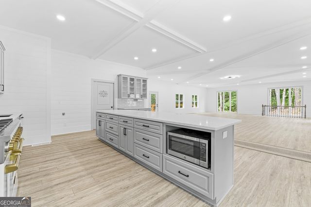 684 McCrackin Road, Lakemont, GA 30552