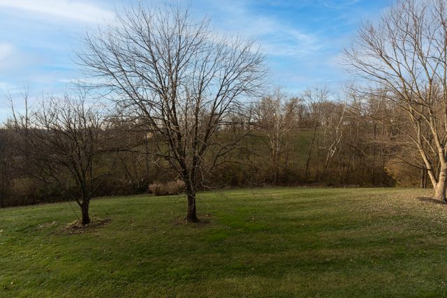 319 Fallingwater Court, Cold Spring, KY 41076