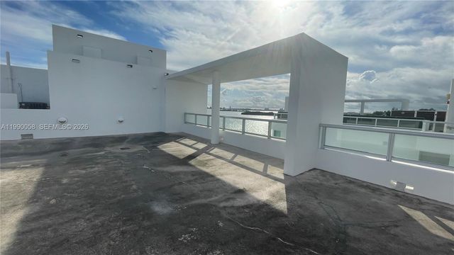 720 NE 62nd St 507, Miami, FL 33138