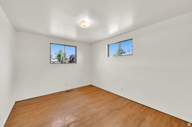 106 W 700 N, Clearfield, UT 84015