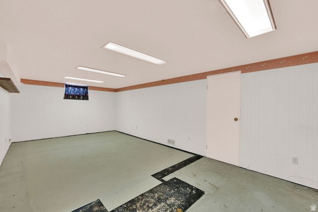 106 W 700 N, Clearfield, UT 84015