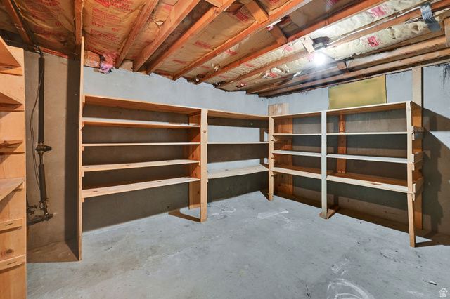 106 W 700 N, Clearfield, UT 84015