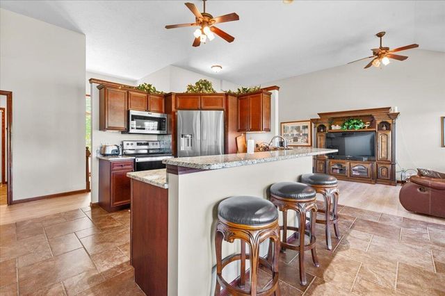 9482 Stonebridge, Morton Twp, MI 49346