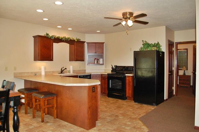 9482 Stonebridge, Morton Twp, MI 49346