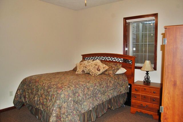 9482 Stonebridge, Morton Twp, MI 49346