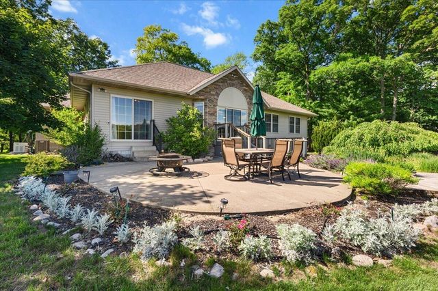 9482 Stonebridge, Morton Twp, MI 49346