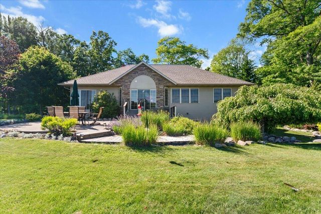 9482 Stonebridge, Morton Twp, MI 49346