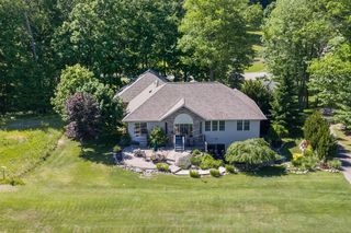 9482 Stonebridge, Morton Twp, MI 49346