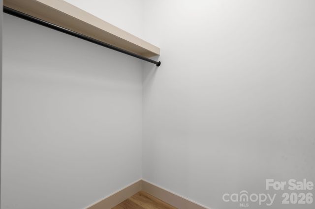 2117 24th Street Lane SE, Hickory, NC 28602