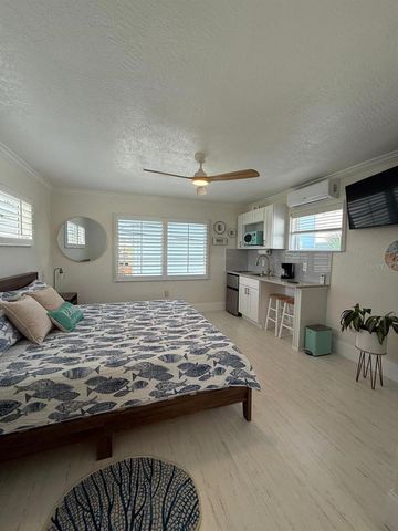 37 80TH TERRACE, Treasure Island, FL 33706