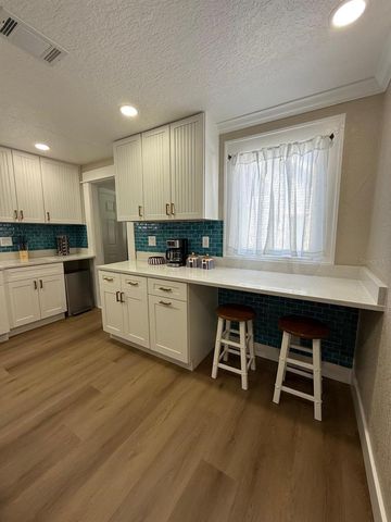 37 80TH TERRACE, Treasure Island, FL 33706
