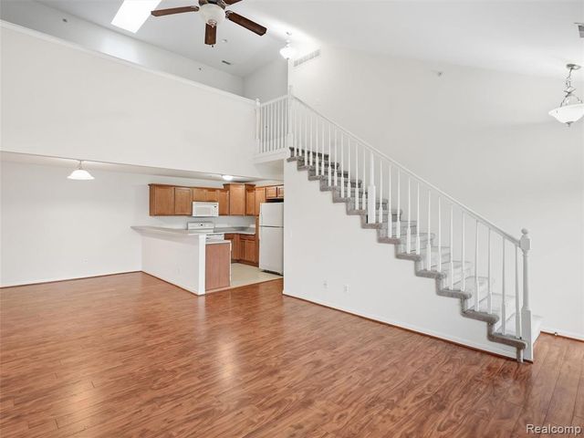 5750 Flagstaff Pines Drive, Shelby Twp, MI 48317