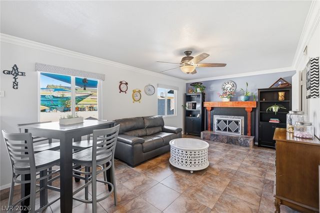 625 Glenwood Lane, Henderson, NV 89002