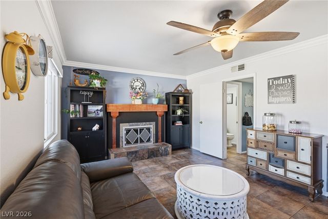 625 Glenwood Lane, Henderson, NV 89002