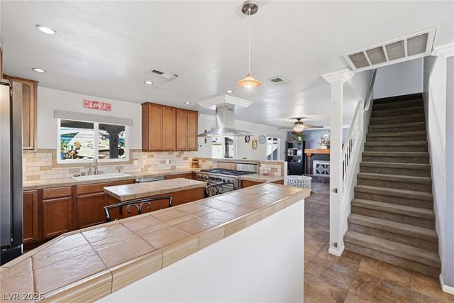 625 Glenwood Lane, Henderson, NV 89002