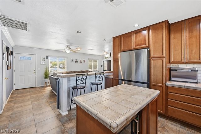 625 Glenwood Lane, Henderson, NV 89002