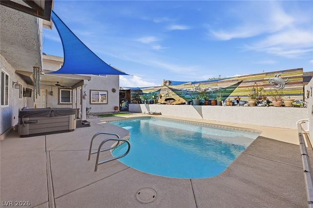 625 Glenwood Lane, Henderson, NV 89002